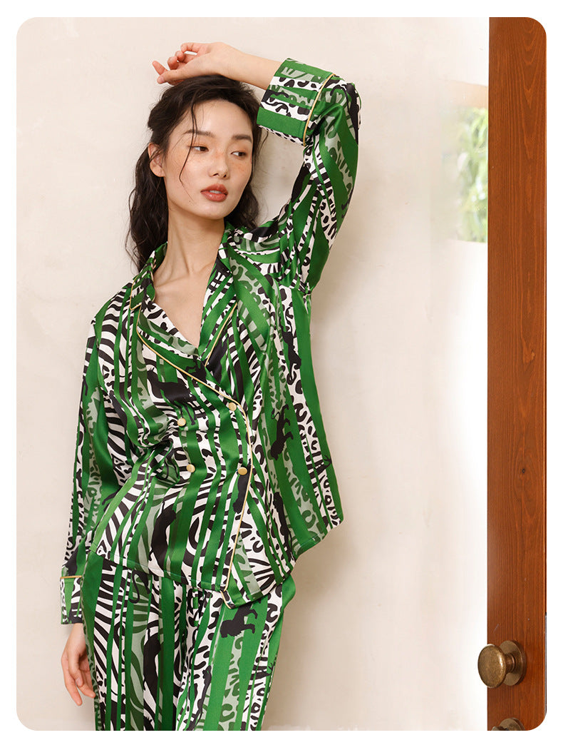 SuuSilk 19 Momme Silk Pajama Set – Oasis Print, Long Sleeve